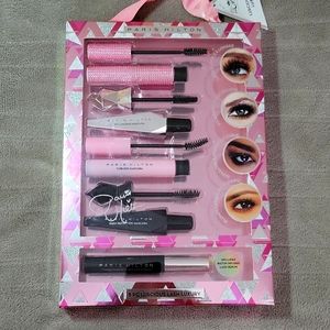 Paris Hilton 5pc Luscious Lash Luxury